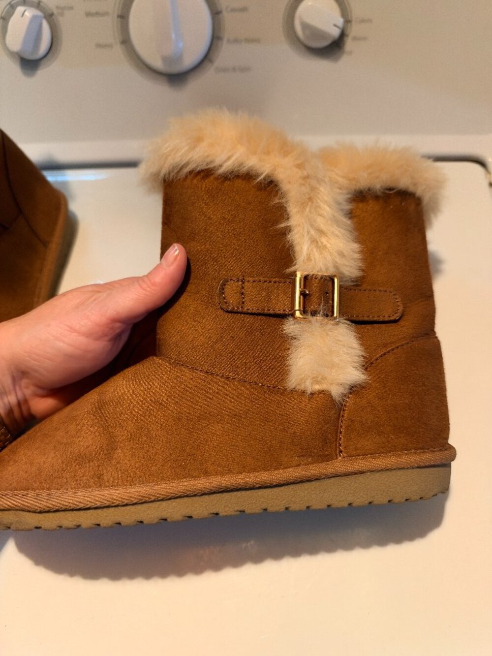 Children's Place Fur Booties